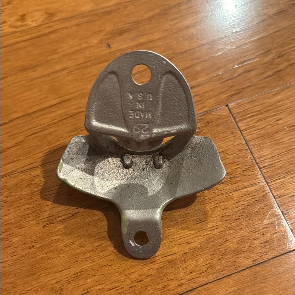 Coca Cola Silver Wall-Mounted Bottle Opener 🔴 - Picture 2 of 2
